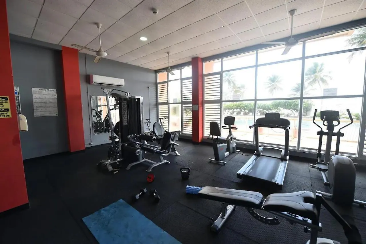 דירה סן חואן Kasa Ocean Breeze Beachfront Condo Pool פוארטו ריקו